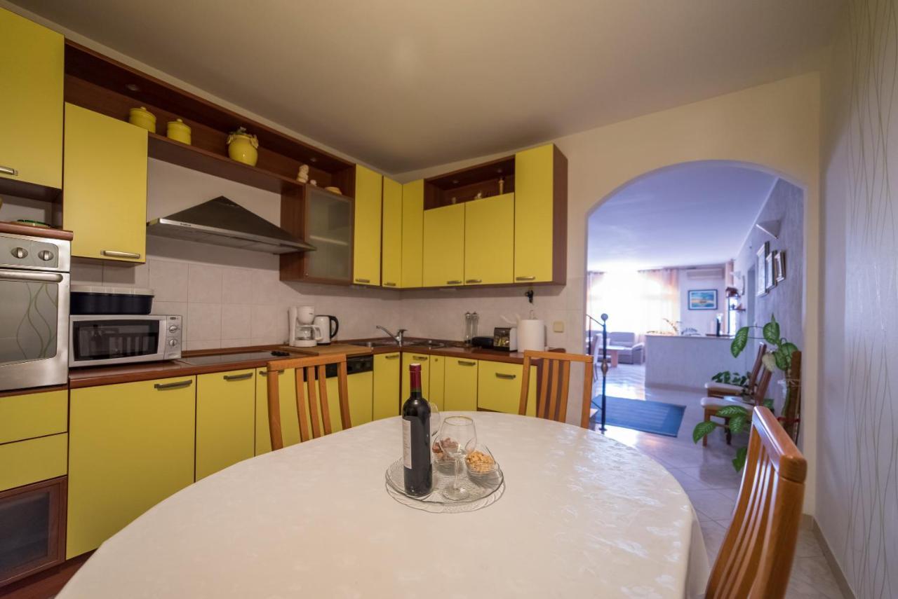 Holiday Nest Дубровник Экстерьер фото