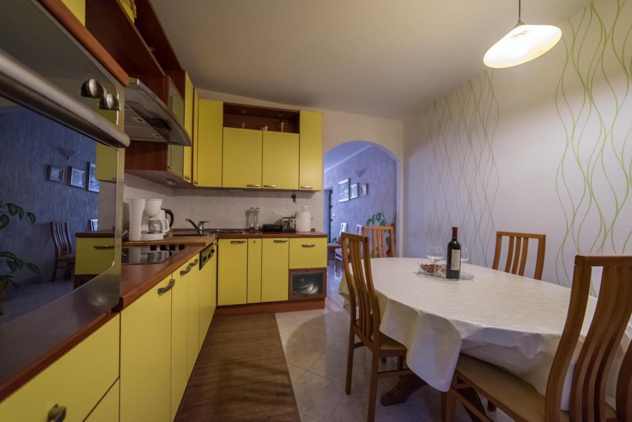 Holiday Nest Дубровник Экстерьер фото
